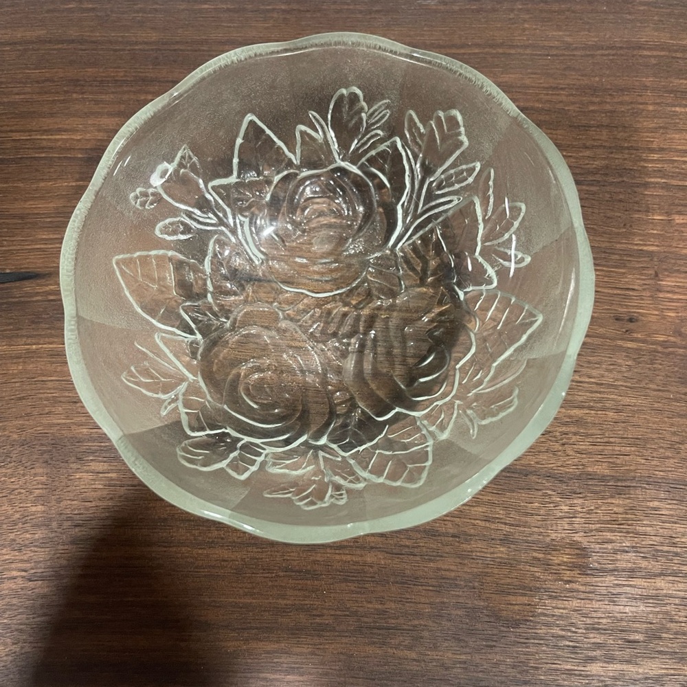 Elegant Glass Floral Bowl